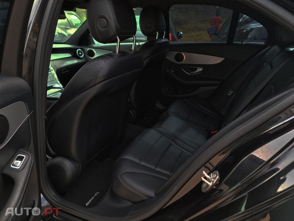 Mercedes-Benz C 220 (BlueTEC) d 7G-TRONIC AMG Line