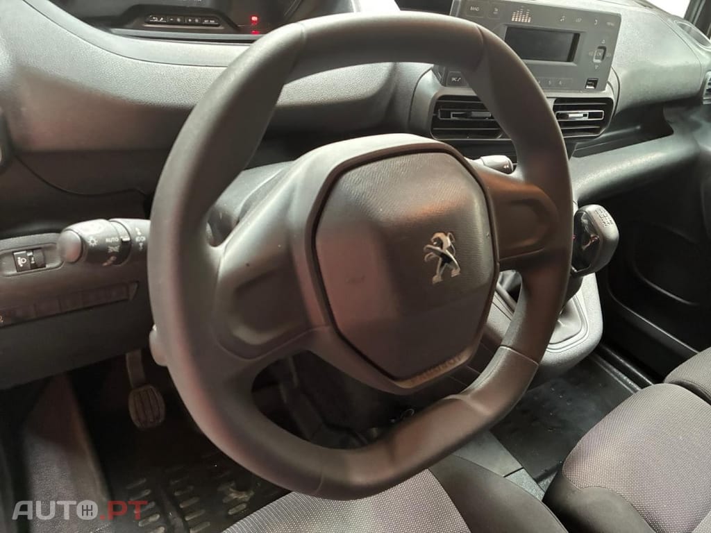 Peugeot Partner 1.5 BlueHDi Premium Standard