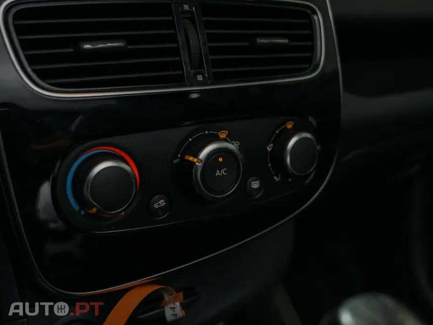 Renault Clio Sport Tourer 1.5 dCi Limited