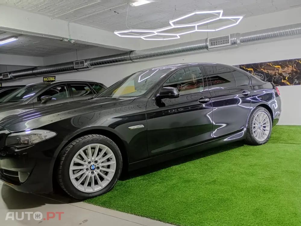 BMW 525 Line Luxury automatico