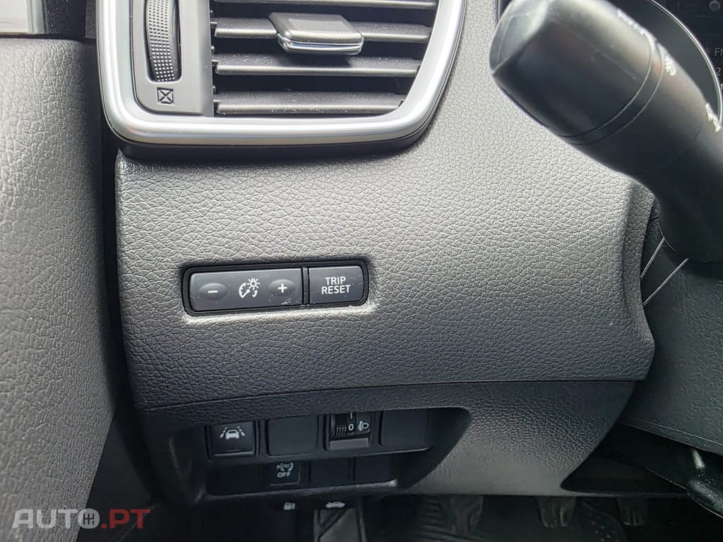 Nissan Qashqai 1.5 dCi N-Connecta J18