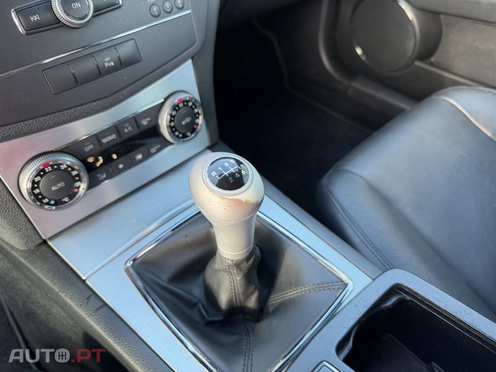 Mercedes-Benz C 220 CDi Avantgarde 2.2D 170cv