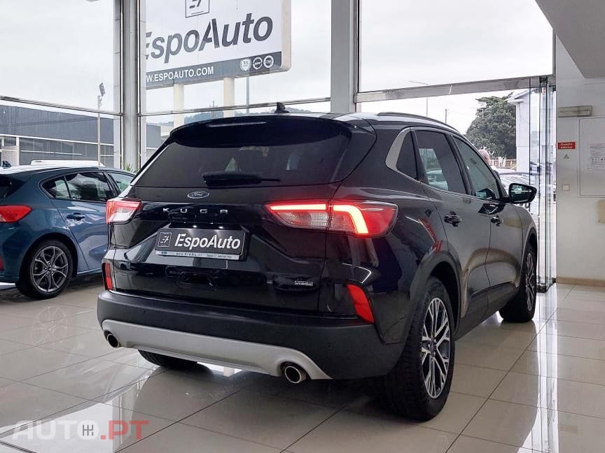 Ford Kuga 2.5 PHEV Titanium