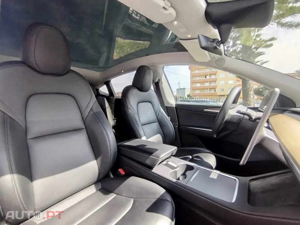 Tesla Model Y Tração Traseira