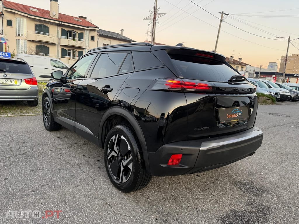 Peugeot 2008 1.2 PureTech Allure