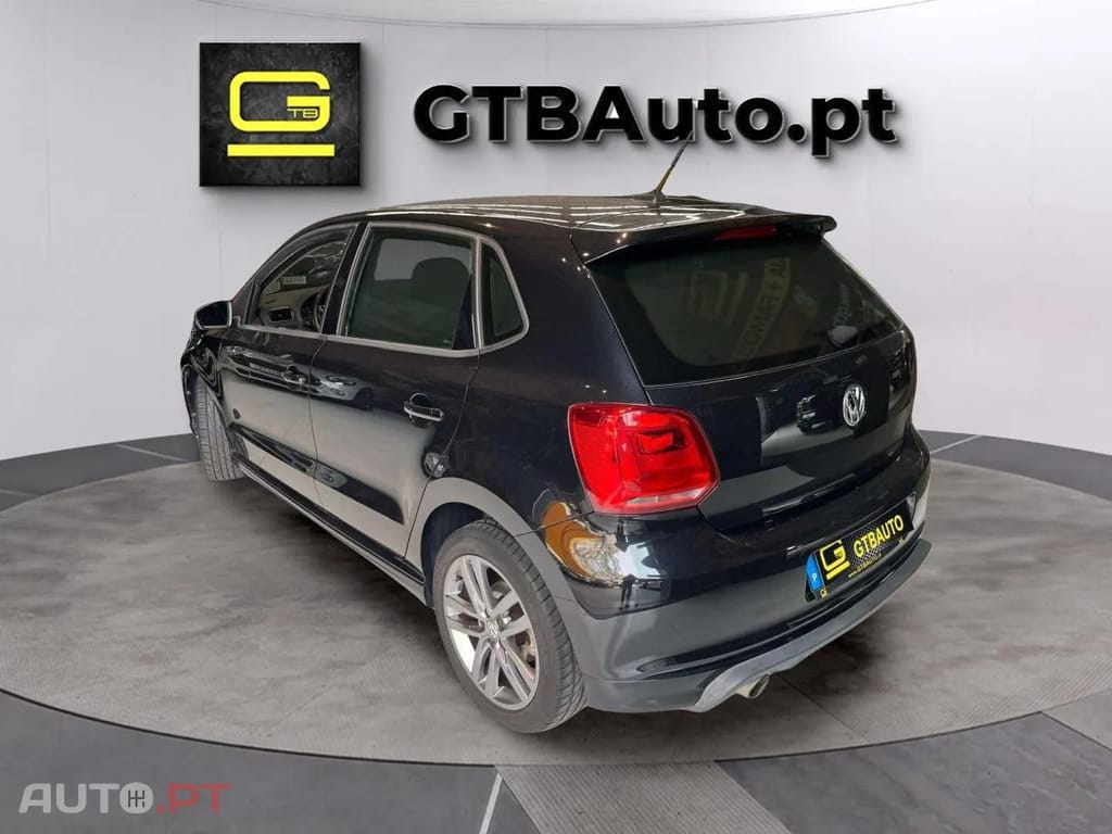Volkswagen Polo 1.2 Tsi R-LINE