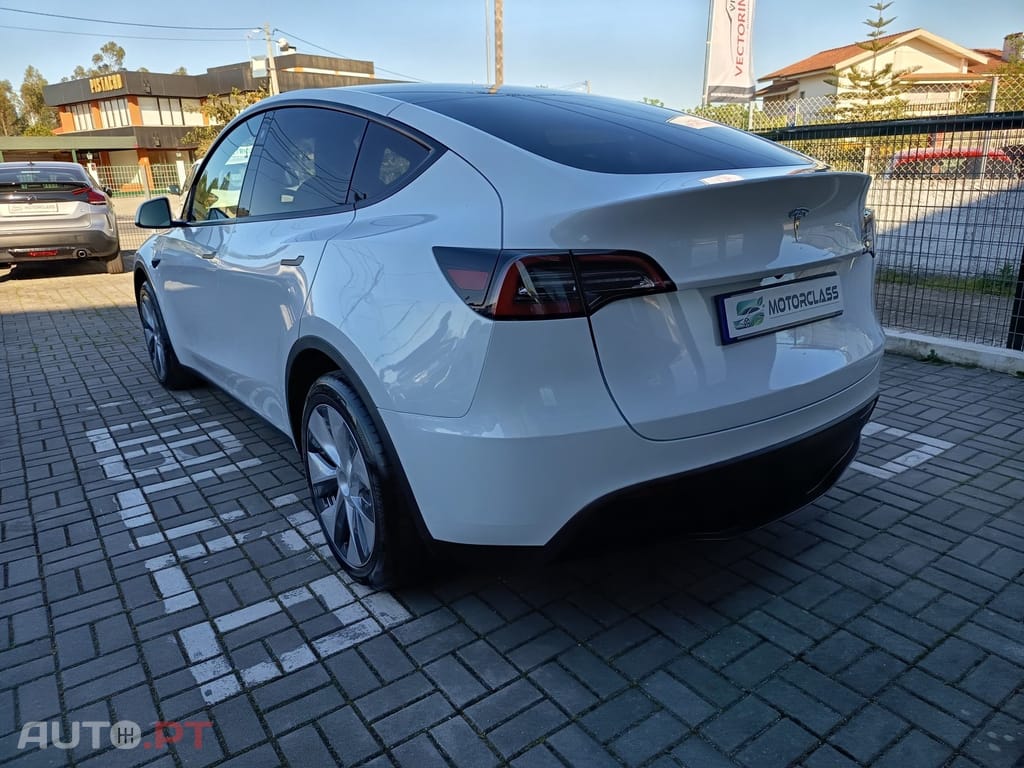 Tesla Model Y Tração Traseira