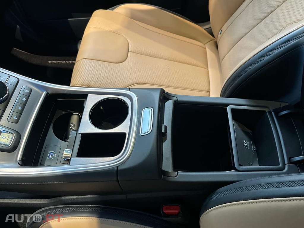 Hyundai Santa Fe Vanguard Luxury