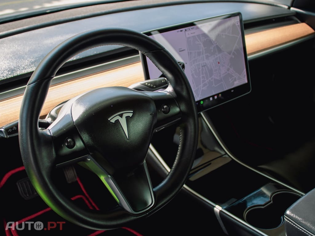 Tesla Model 3 Standard Range Plus RWD