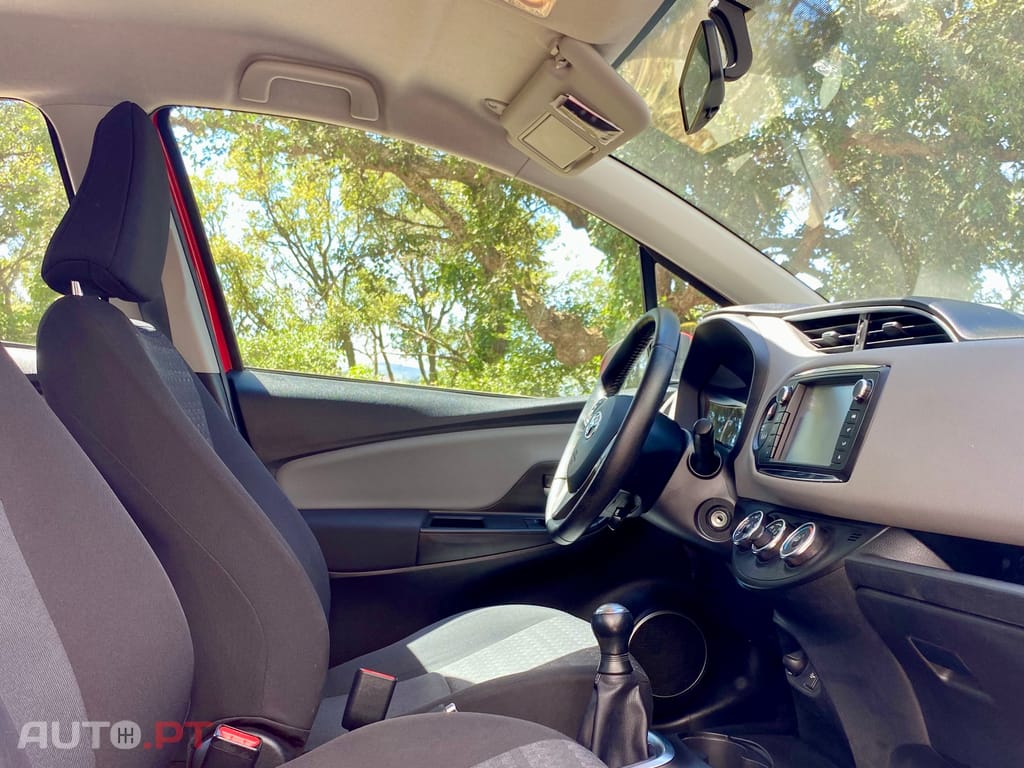 Toyota Yaris Comfort + Pack Style