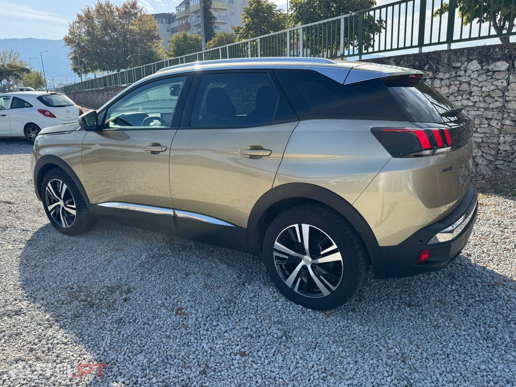 Peugeot 3008 1.2 PureTech Allure