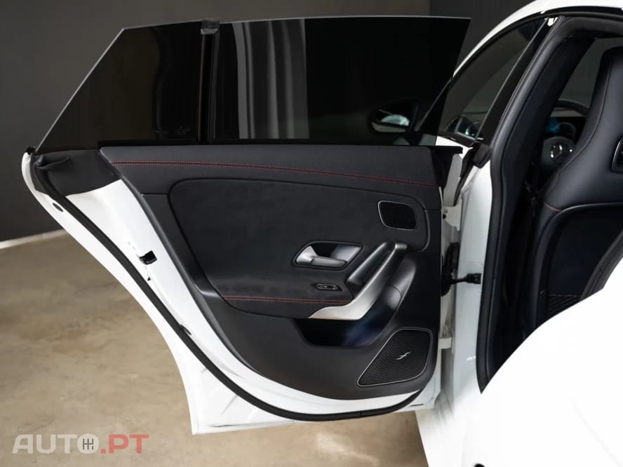 Mercedes-Benz CLA 250 e Shooting Brake AMG Line