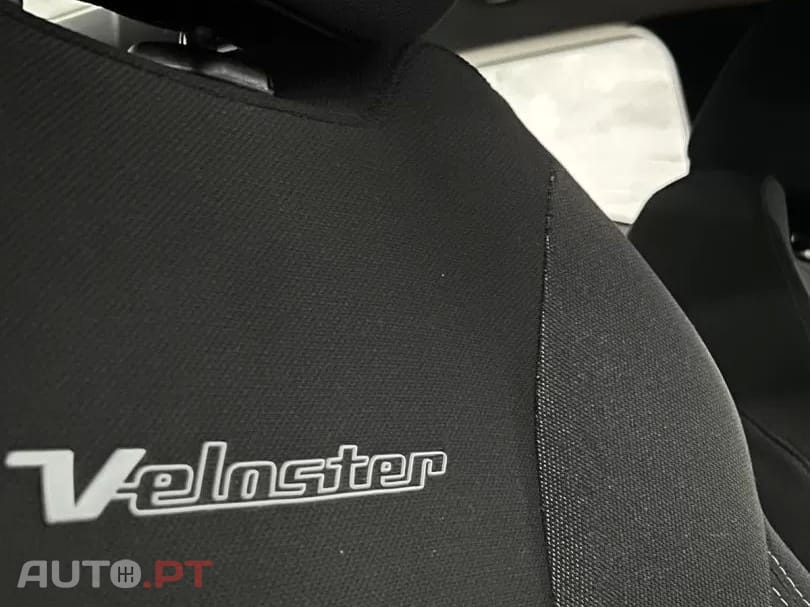 Hyundai Veloster 1.6 blue Premium