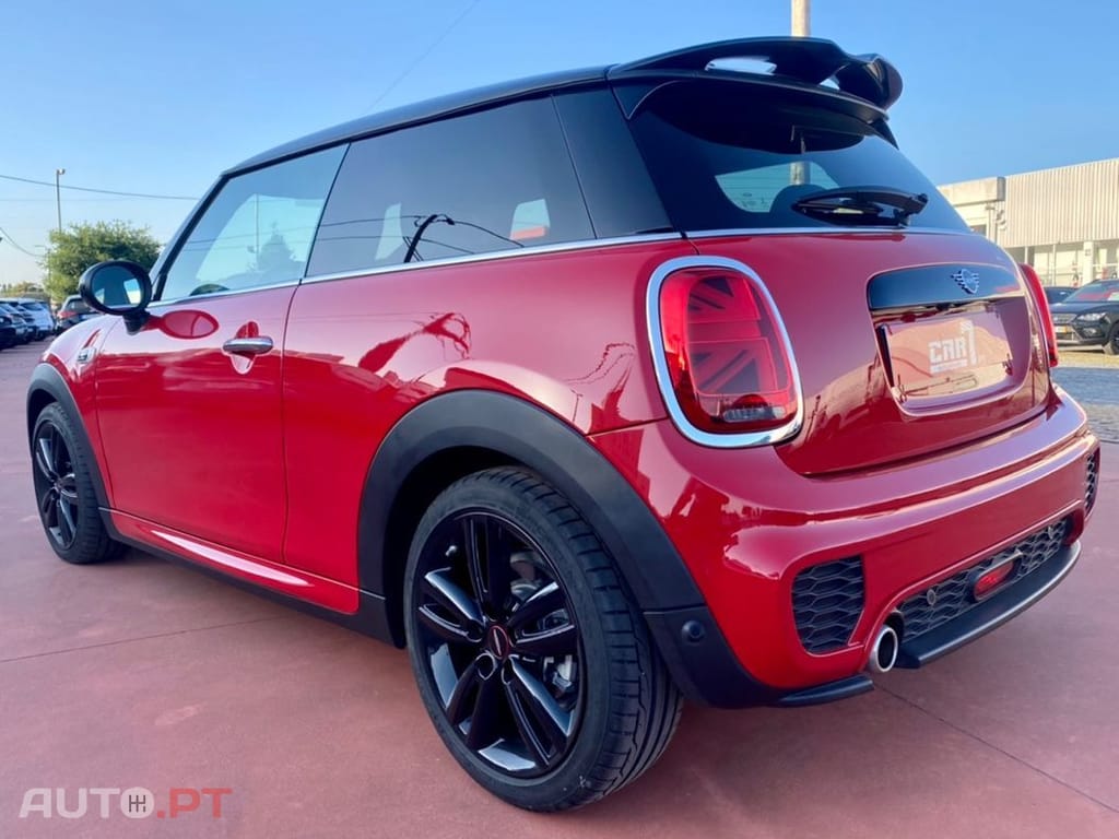 MINI Cooper Auto. John Works