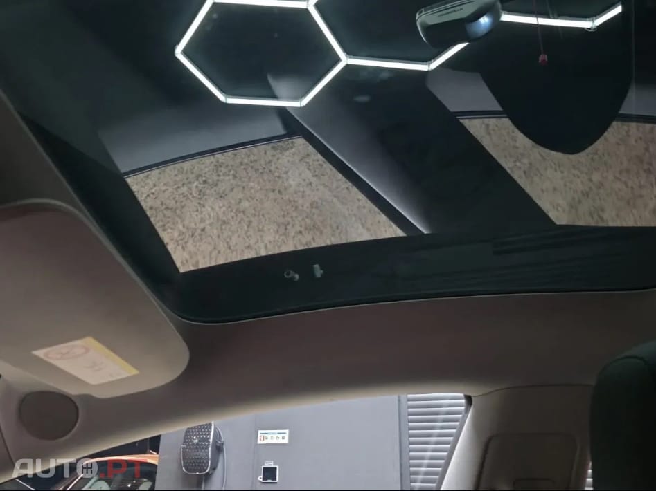 Tesla Model 3 Long Range Tração Traseira