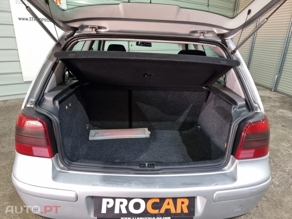 Volkswagen Golf 1.9 TDi Highline