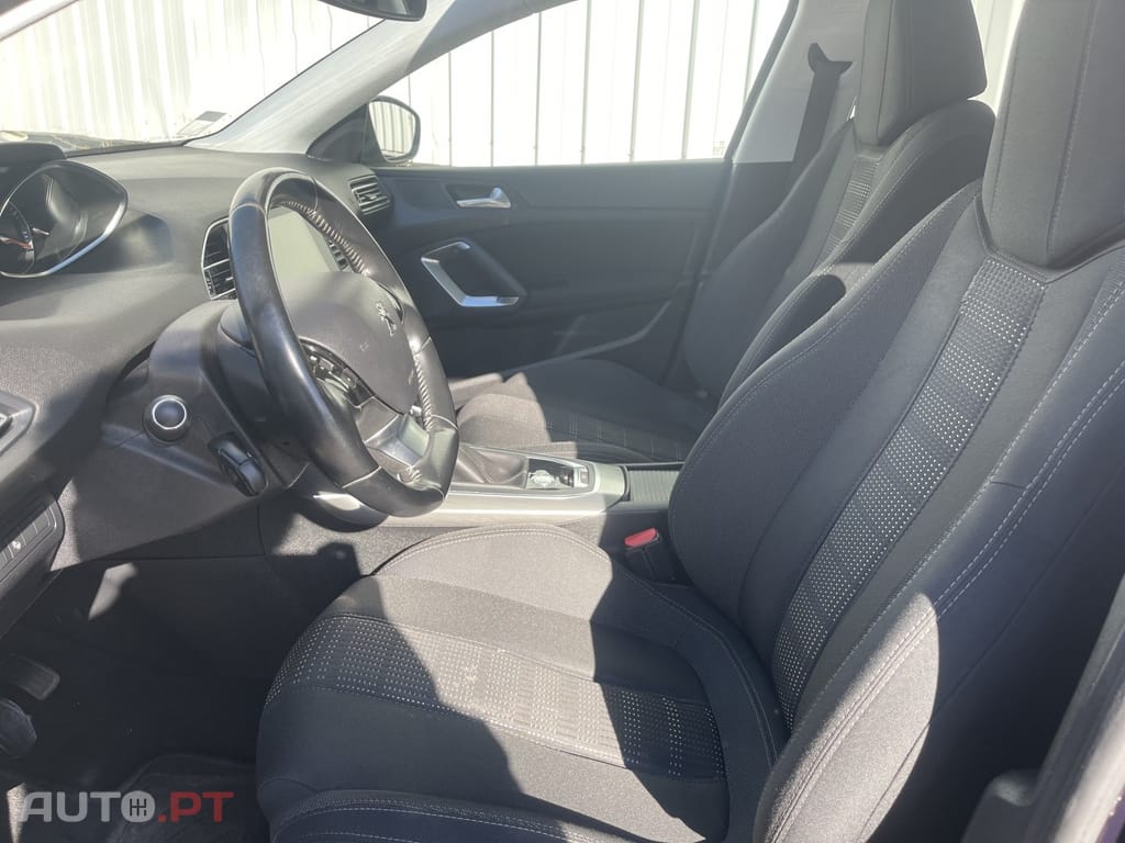 Peugeot 308 1.2 PureTech Allure