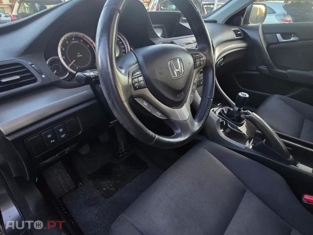 Honda Accord 2.2 i-DTEC Executive Advance E.Limitada