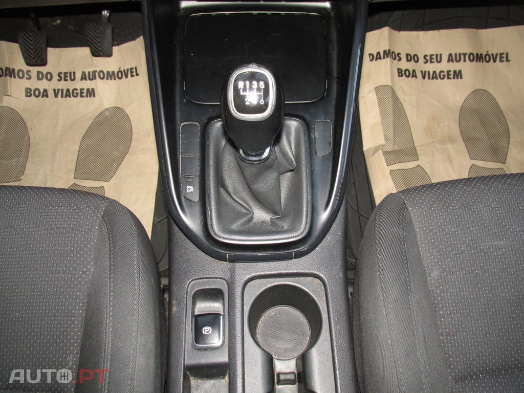 Kia Carens 1.7 CRDi ISG TX