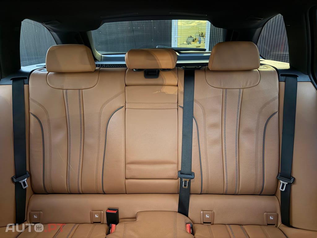 BMW 530 e Pack Desportivo M