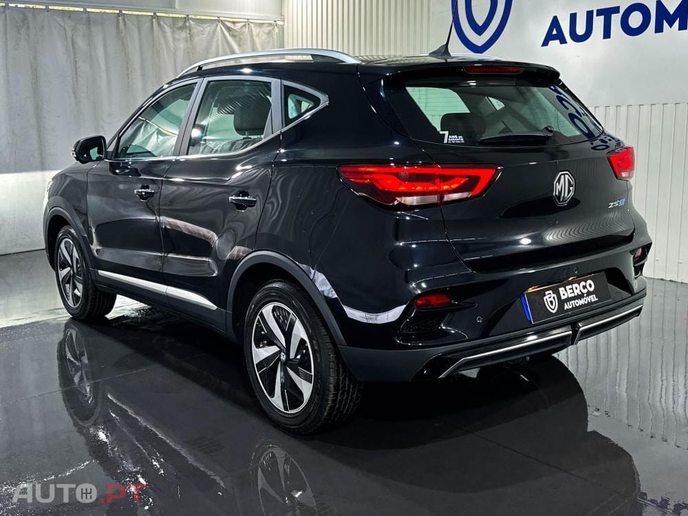 MG ZS EV 72.6 kWh Luxury