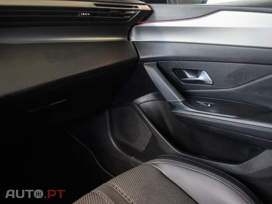 Peugeot 308 1.6 Hybrid GT e-EAT8