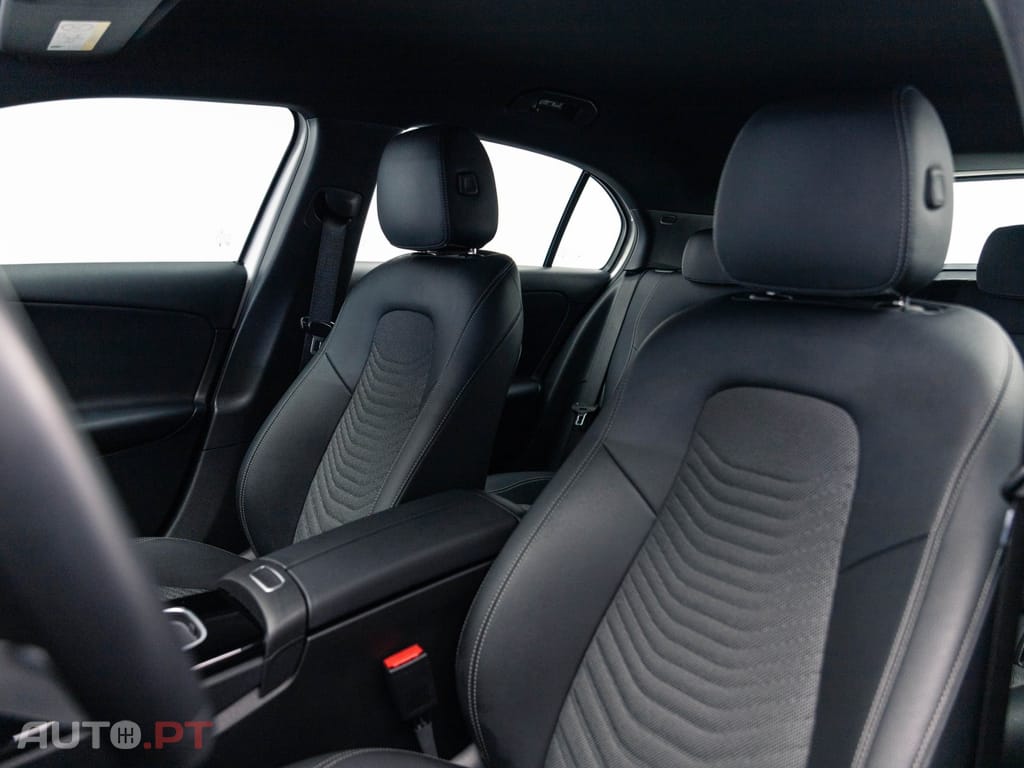 Mercedes-Benz A 200 Standard