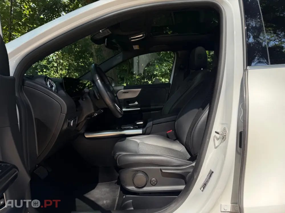 Mercedes-Benz GLA 250 e 8G-DCT Special Edition