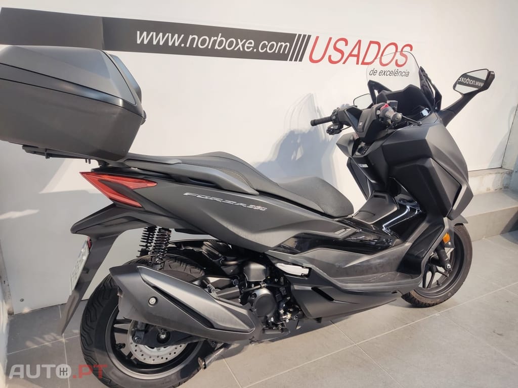 Honda Forza 350