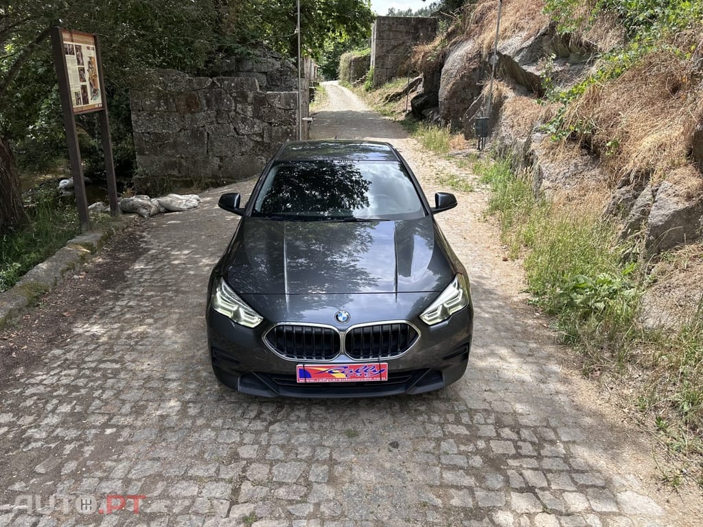 BMW 216 d Line Sport