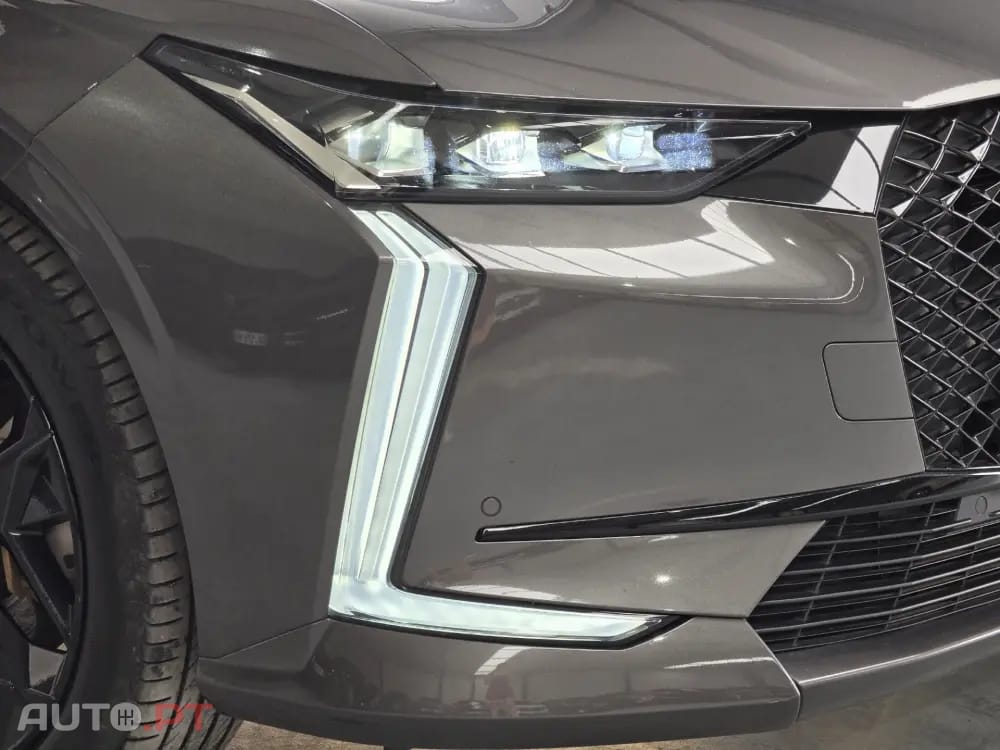 DS 4 E-TENSE 225 PERFORMANCE LINE+ — fotografia 5