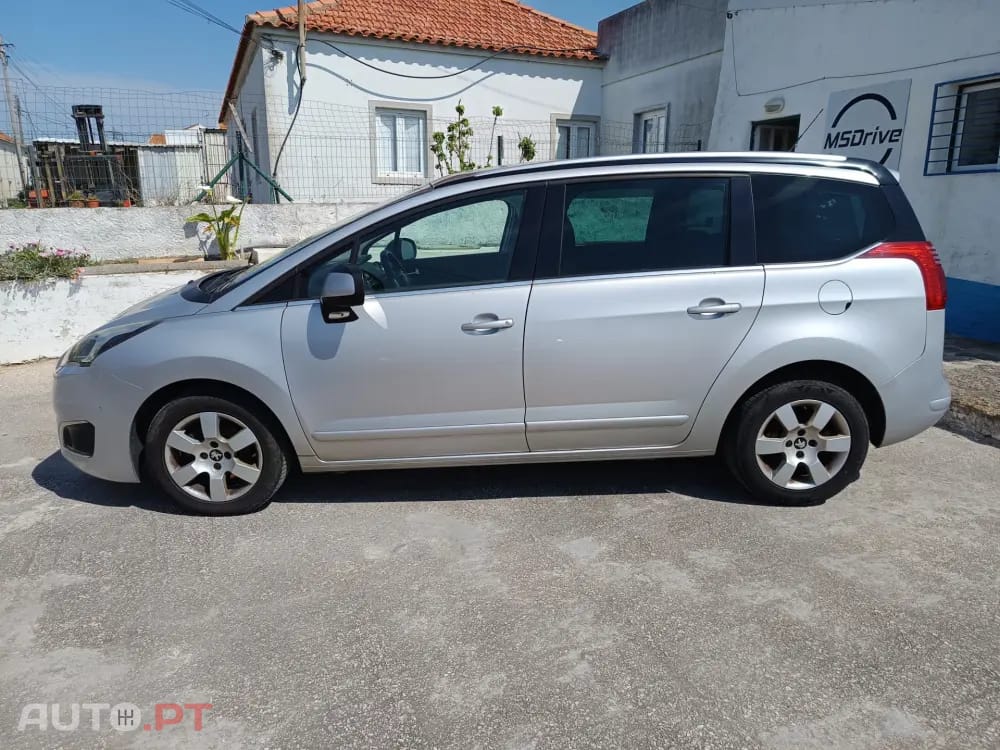 Peugeot 5008 1.6 HDi 7L Allure