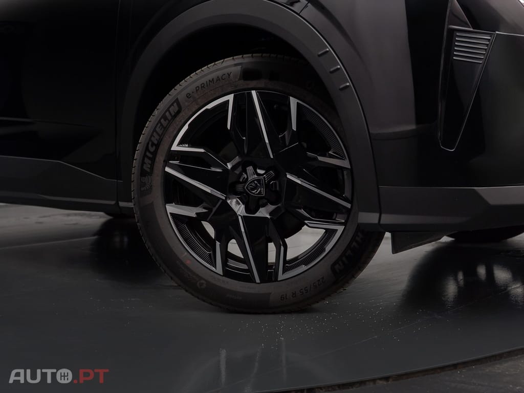 Peugeot 3008 1.2 Hybrid Allure e-DCS6