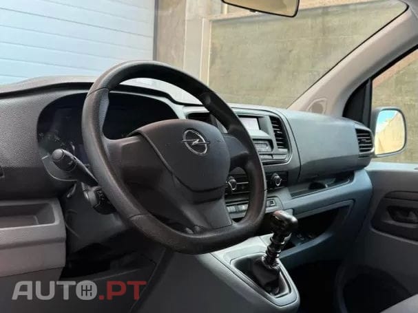 Opel Vivaro LIFE