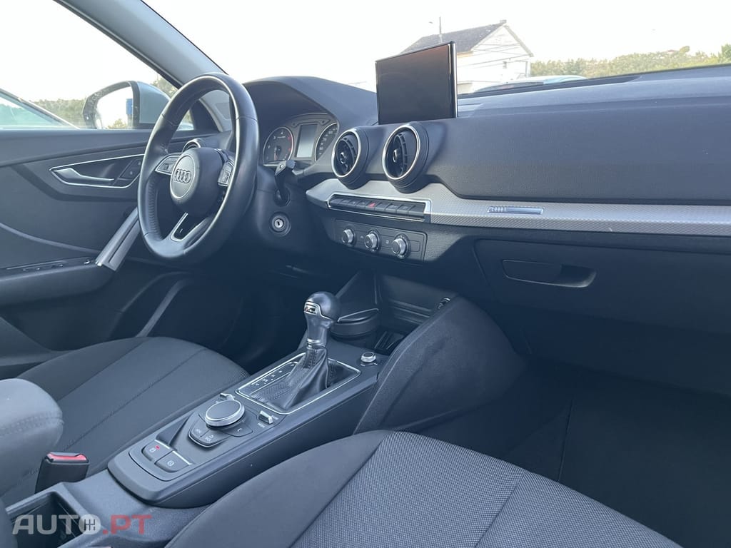 Audi Q2 30 TDI S tronic