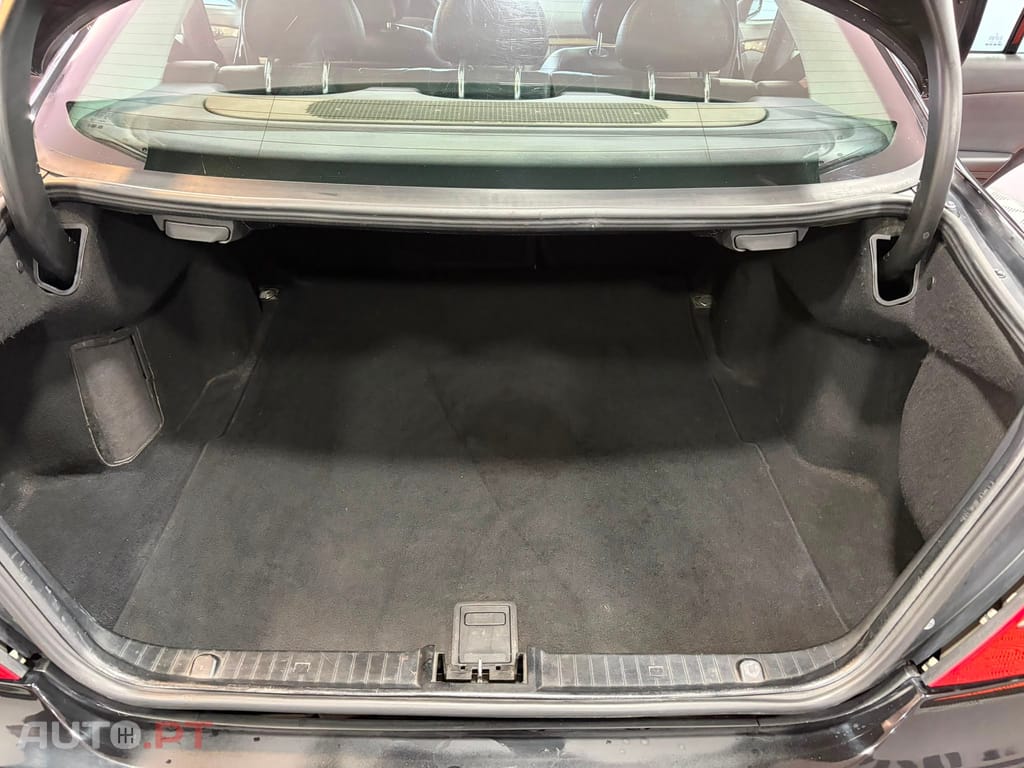 Mercedes-Benz E 200 CDI ELEGANCE Aut.