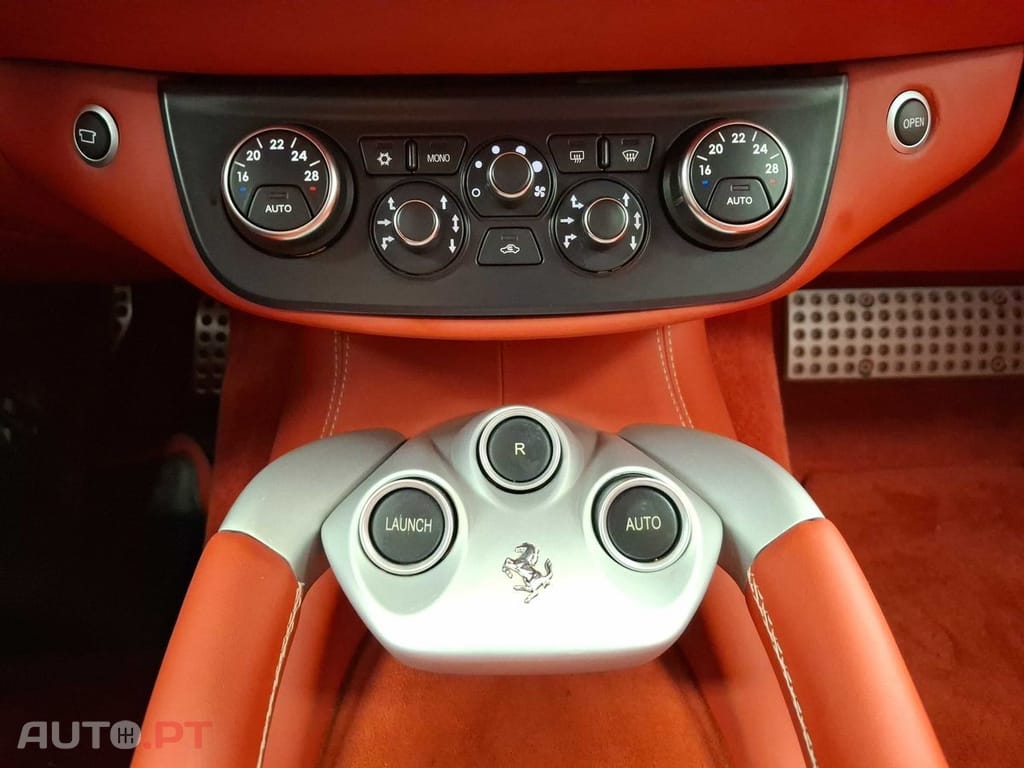 Ferrari FF Outro
