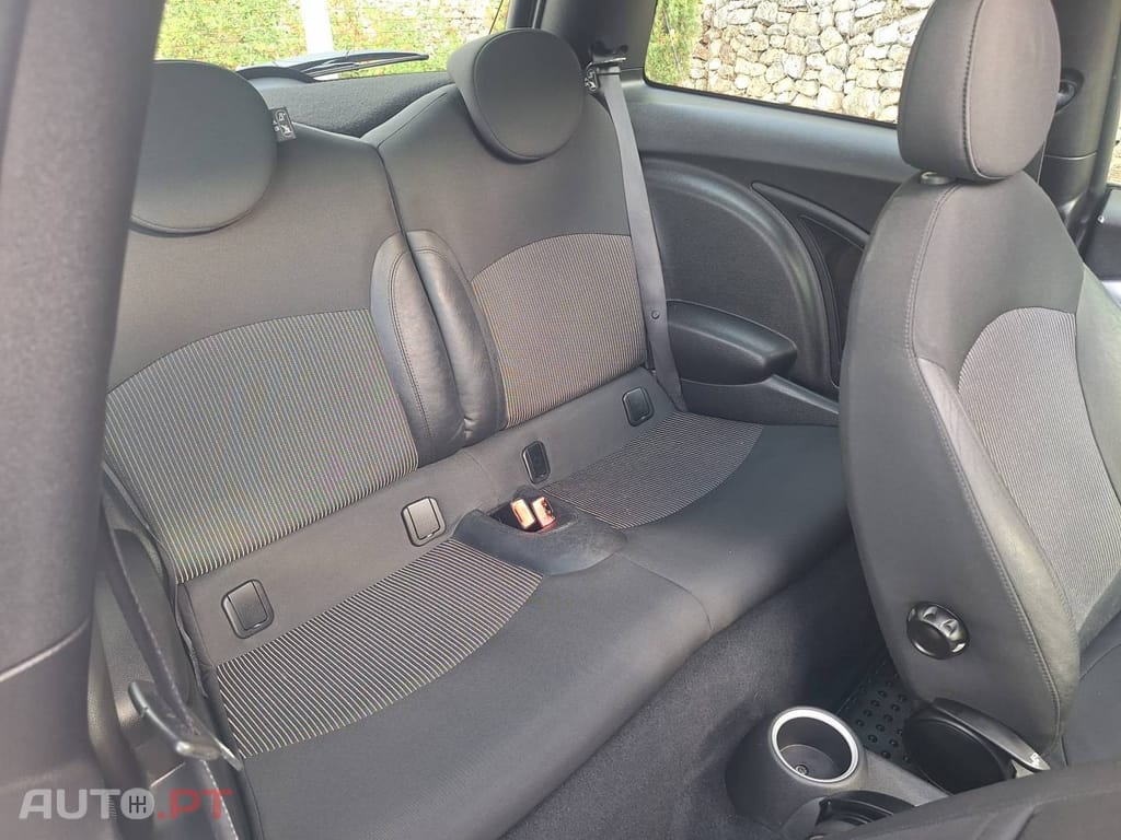 MINI Cooper D