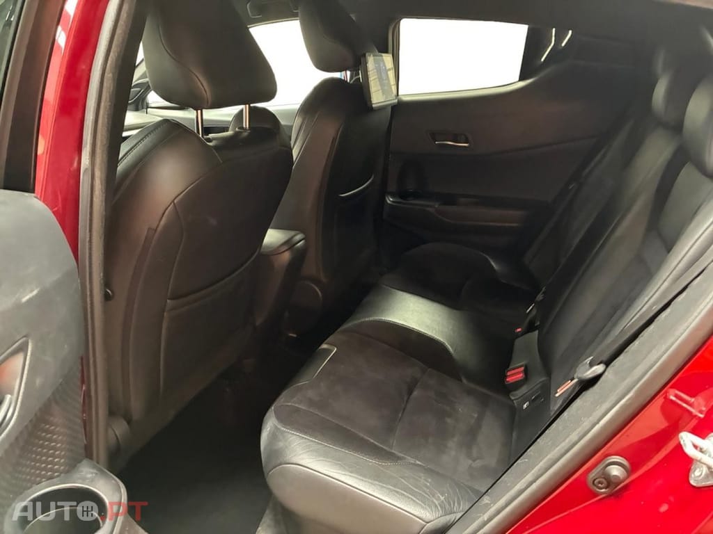 Toyota C-HR 1.8 Hybrid Design