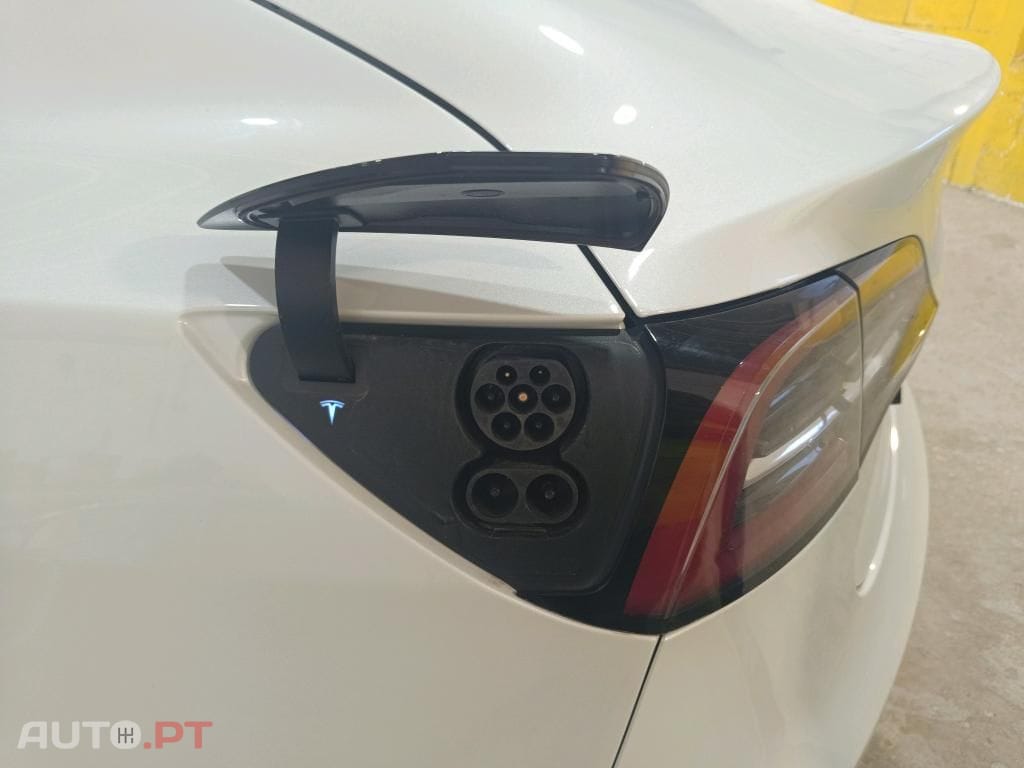 Tesla Model 3 Long Range Tração Integral