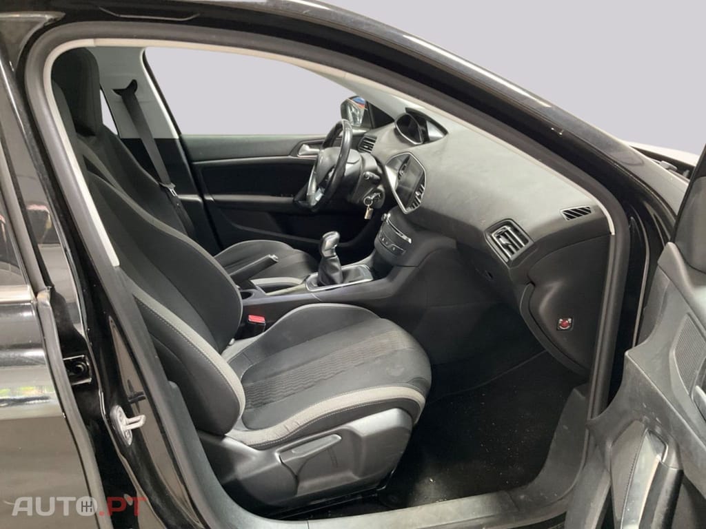 Peugeot 308 SW 1.2 PureTech Style