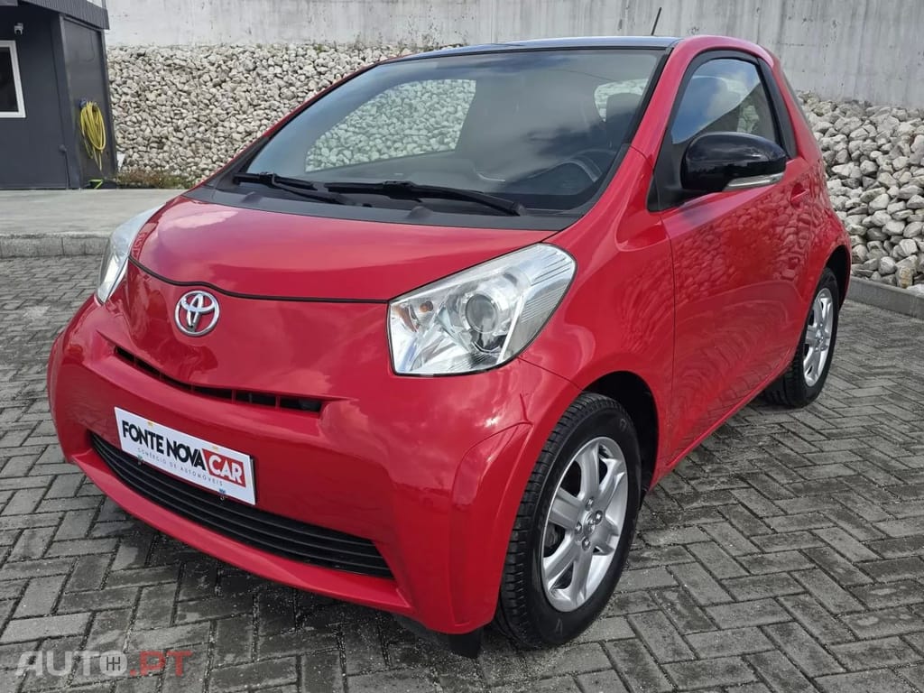 Toyota iQ 1.0 VVT-i