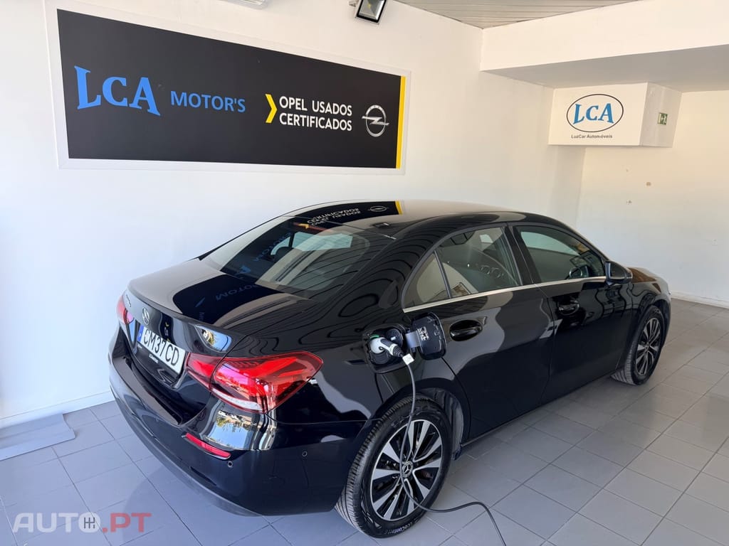 Mercedes-Benz A 250 A 250e Limusine Business Edition