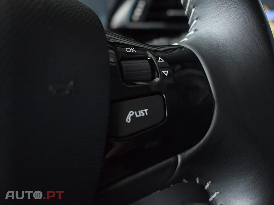 Peugeot 308 1.6 e-HDi Allure J17