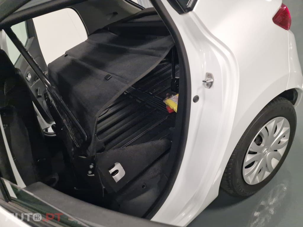 Renault Clio SOCIETE 1.5 DCI ZEN IVA DEDUTÍVEL