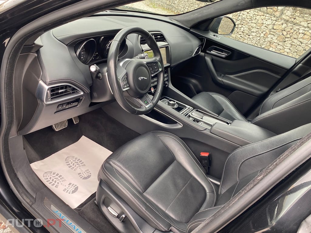 Jaguar F-Pace 2.0 i4D R-Sport Aut.