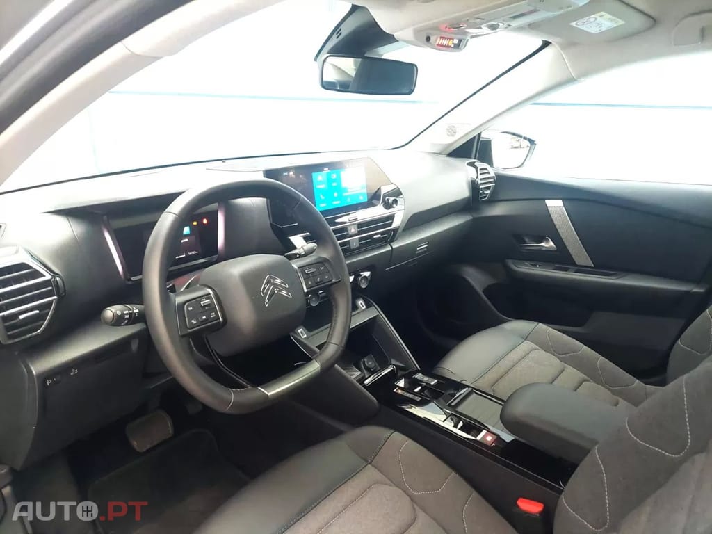 Citroen C4 X 1.2 PureTech Plus EAT8