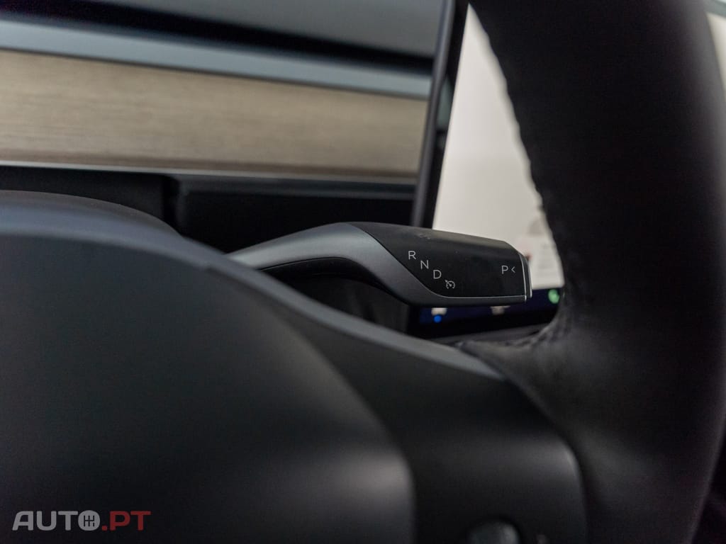 Tesla Model Y Long Range Tração Integral