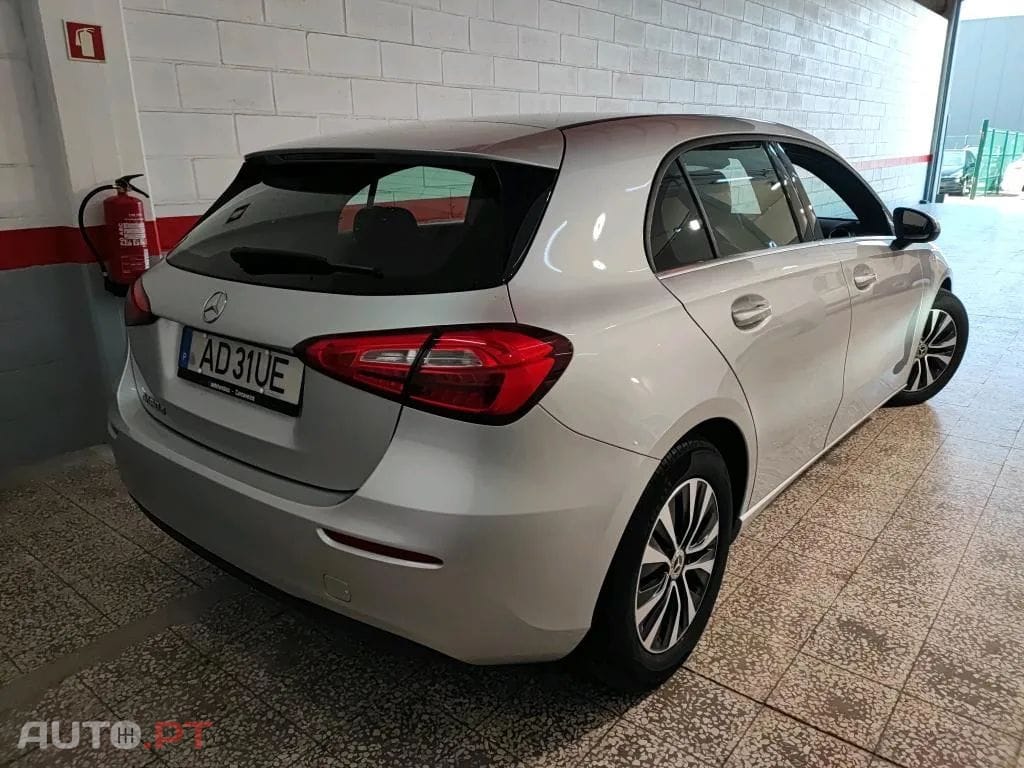 Mercedes-Benz A 180 d Business Solutions