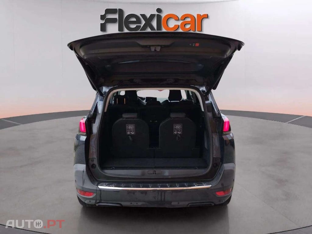 Peugeot 5008 1.5 BlueHDi Allure EAT8